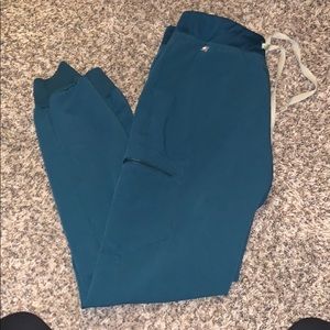 CARIBBEAN BLUE LIMITED EDITION FIGS SCRUB